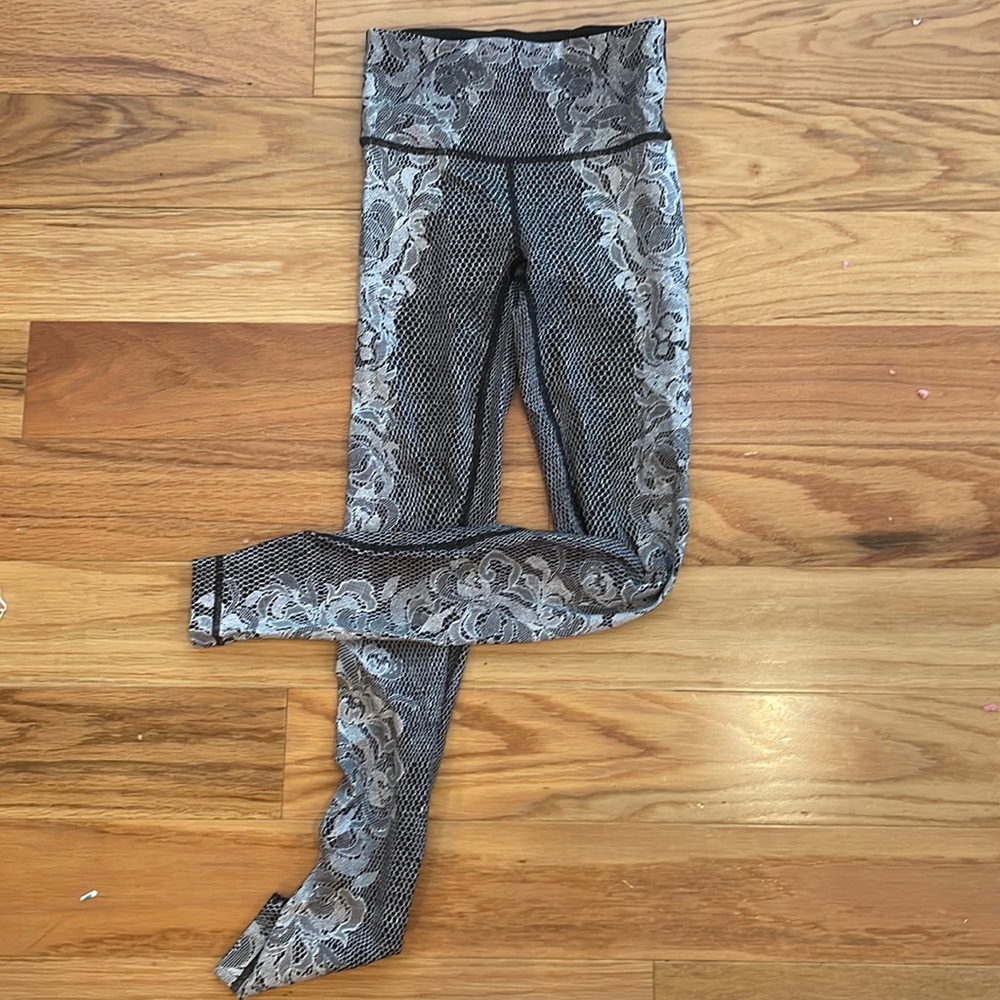 Vintage Lululemon Black and White Lace Leggings